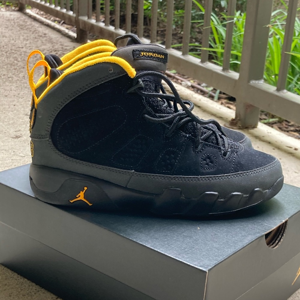 Jordan Retro 9s Pre-school 2Y